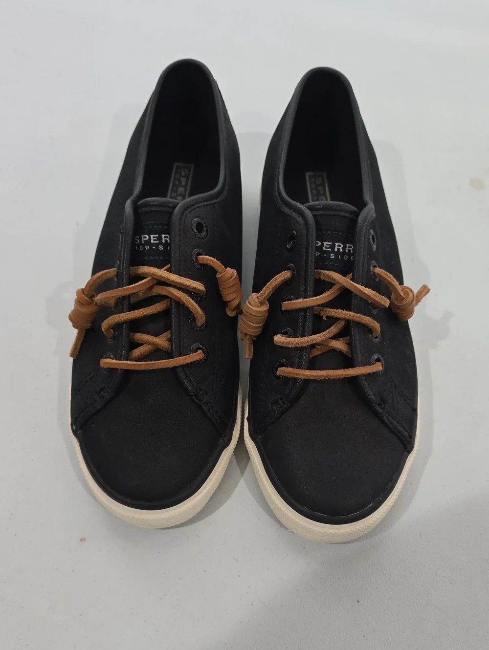 Sperry Women's 6.5 Seacoast Leather Sneaker Black Matte with Leather Laces